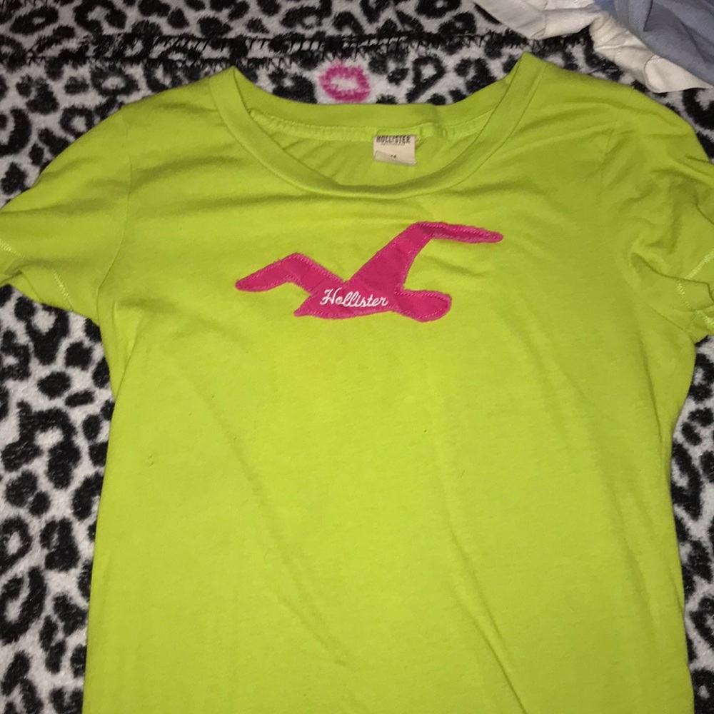 Hollister shirt